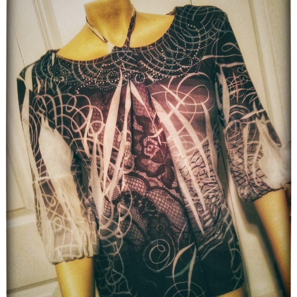 B.L.E.U size medium shirt NEW WITH TAGS